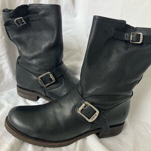 Frye Veronica Short Boot - Black - 9.5